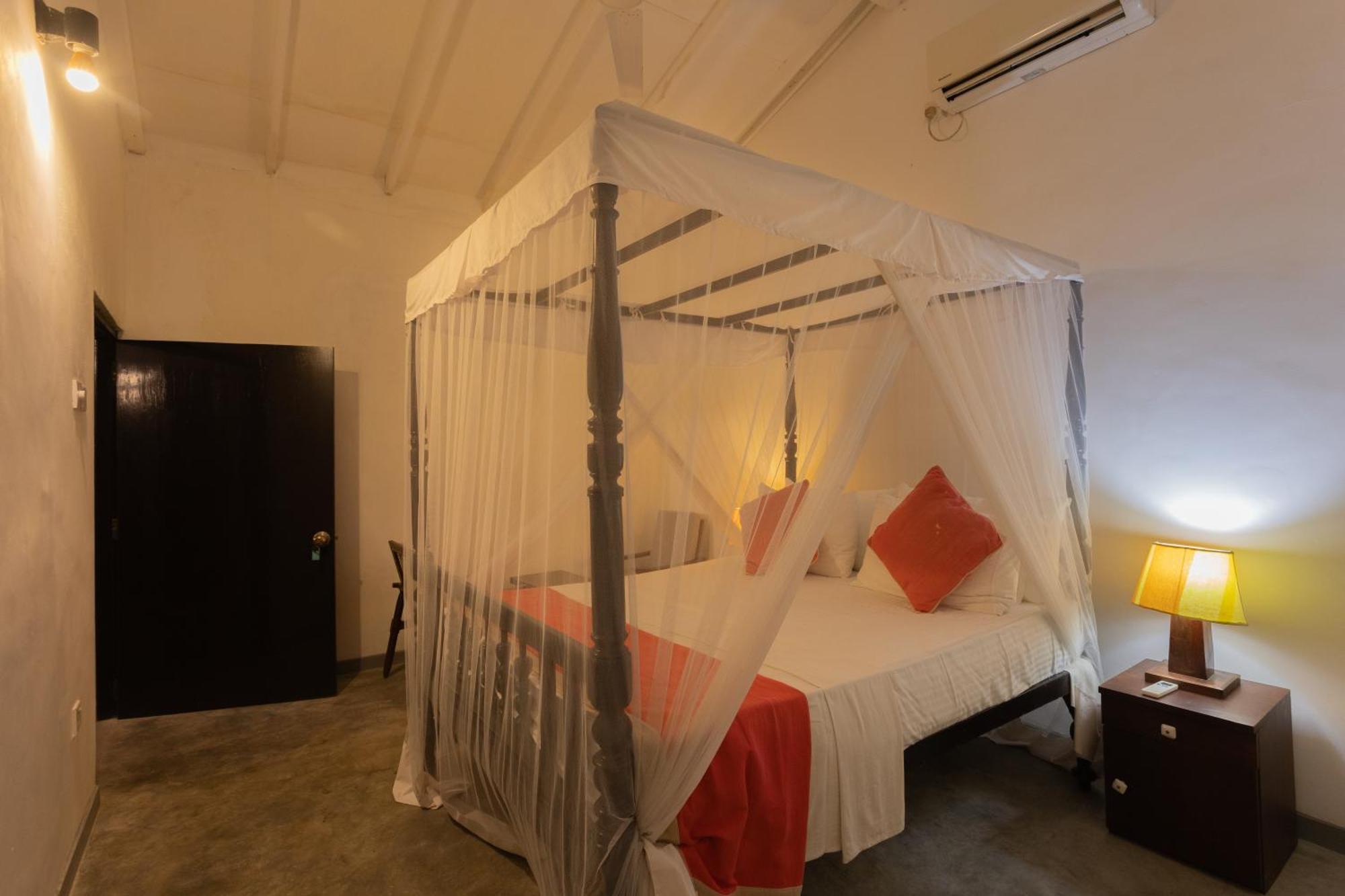 Hotel Zeilan Sunset Point Unawatuna Exterior foto
